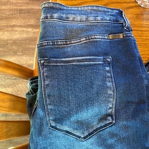 KanCan high waisted skinny jeans. Very stretchy. Size 14. No tags, never worn